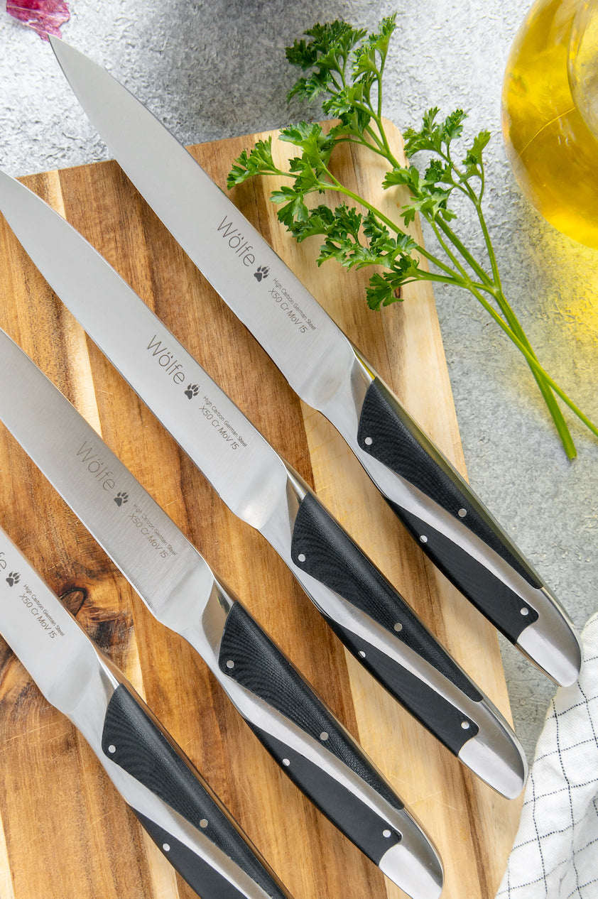 https://www.tahoekitchencompany.com/cdn/shop/files/TK-Steak-Knives-3.jpg?v=1695847488